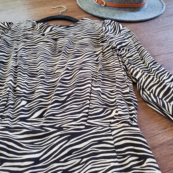 NWT H&M zebra print dress - Picture 9 of 14